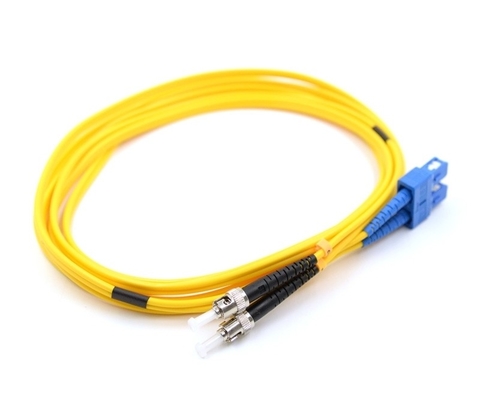 3.0mm 광섬유 패치코드 OFNP 케이블 UPC/APC 닦기 사용자 정의 길이