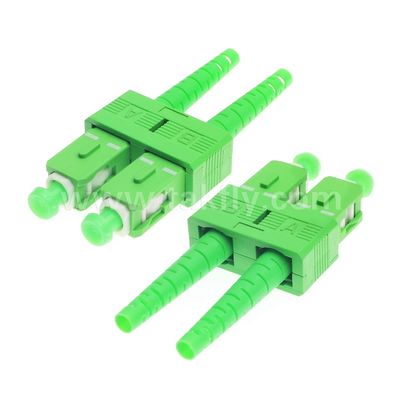 커넥터 SC/LC/FC/ST/MPO/MTRJ/E2000 데이터 센터 FTTH를 위한 UPC/APC 광섬유