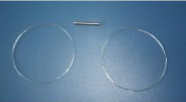 Polarization-Insensitive Single/Dual Stage Isolator