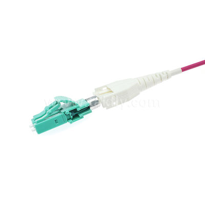고밀도 케이블링을 위한 공간 절약형 LC-LC Uniboot 패치 코드