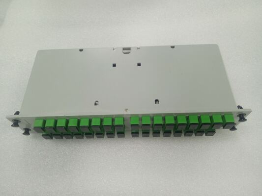 LGX 박스 PLC 스플리터 1×2에서 2×64까지 표준화 된 발자국, SC/LC 커넥터와 호환