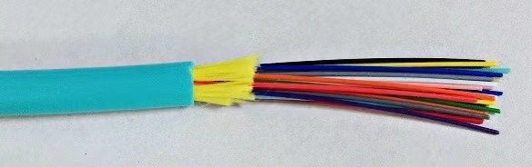 2-4 코어 실내 펀들 광케이블 외부 지름 4.5mm 섬유의 수 2코어/4코어