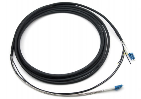 야외 보호 된 지부 패치코드 LC-LC GYFJH 7.0mm LSZH 검은색 2 코어 커넥터 유형 -20C ∼ 70C 운영 온도