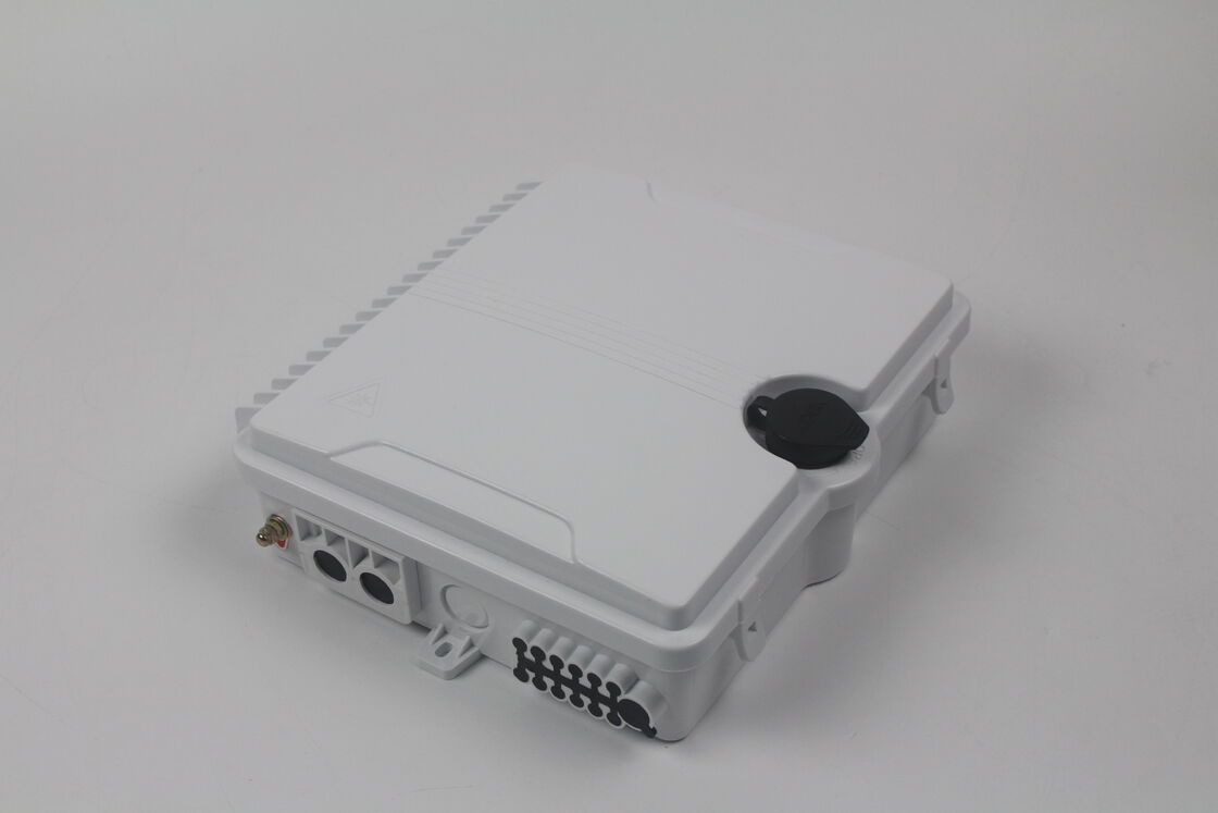 IP65 보호 및 0.2dB 삽입 손실과 함께 간편한 유지보수 FTTH 광섬유 종료 상자